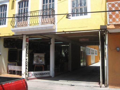 Hotel Tonala 外观 照片